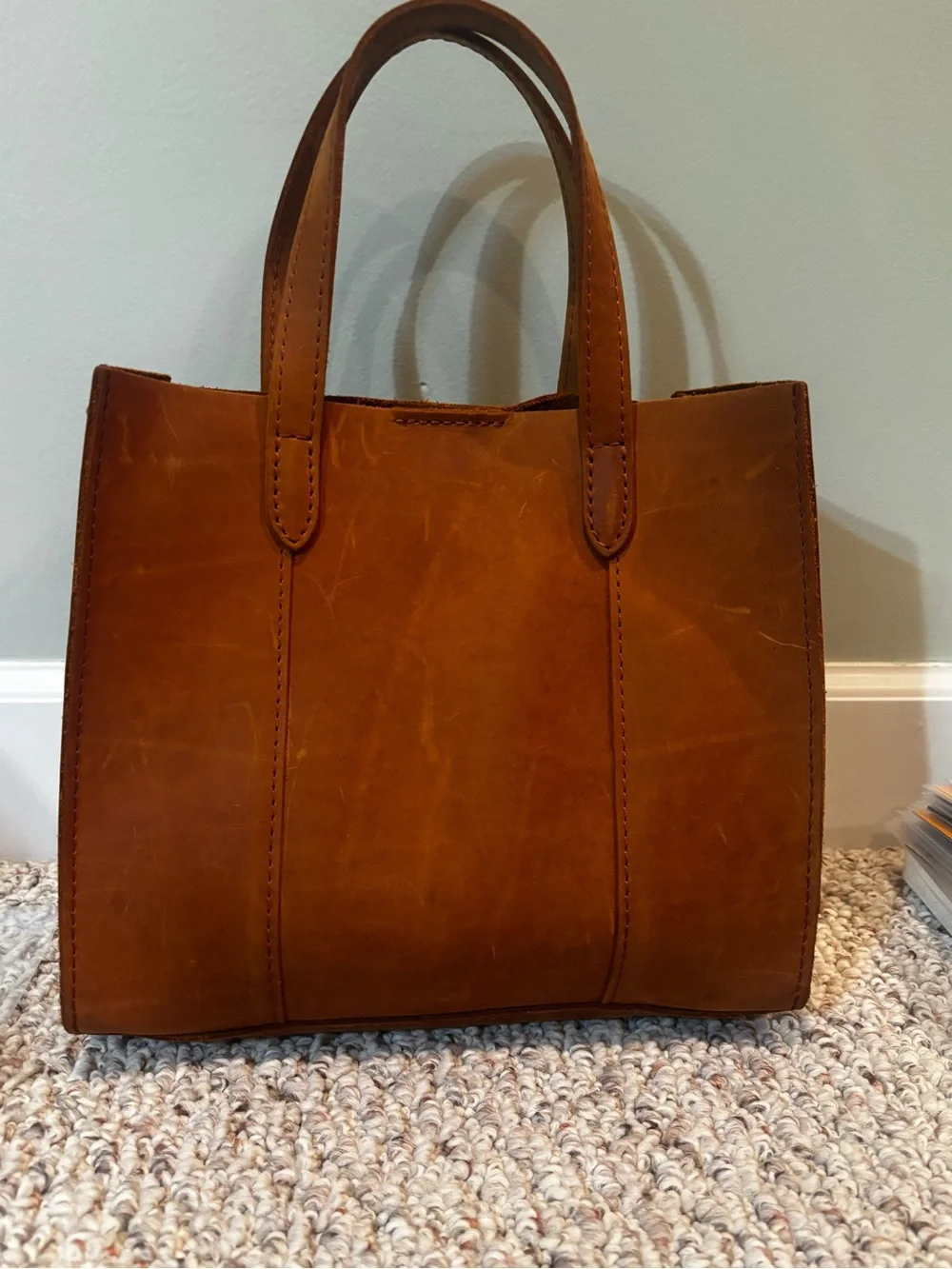 Portland Leather Goods Lola crossbody in  brown. Comes w/ the crossbody strap.